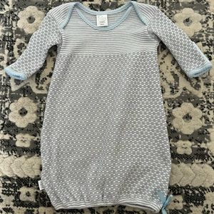 Paty newborn gown